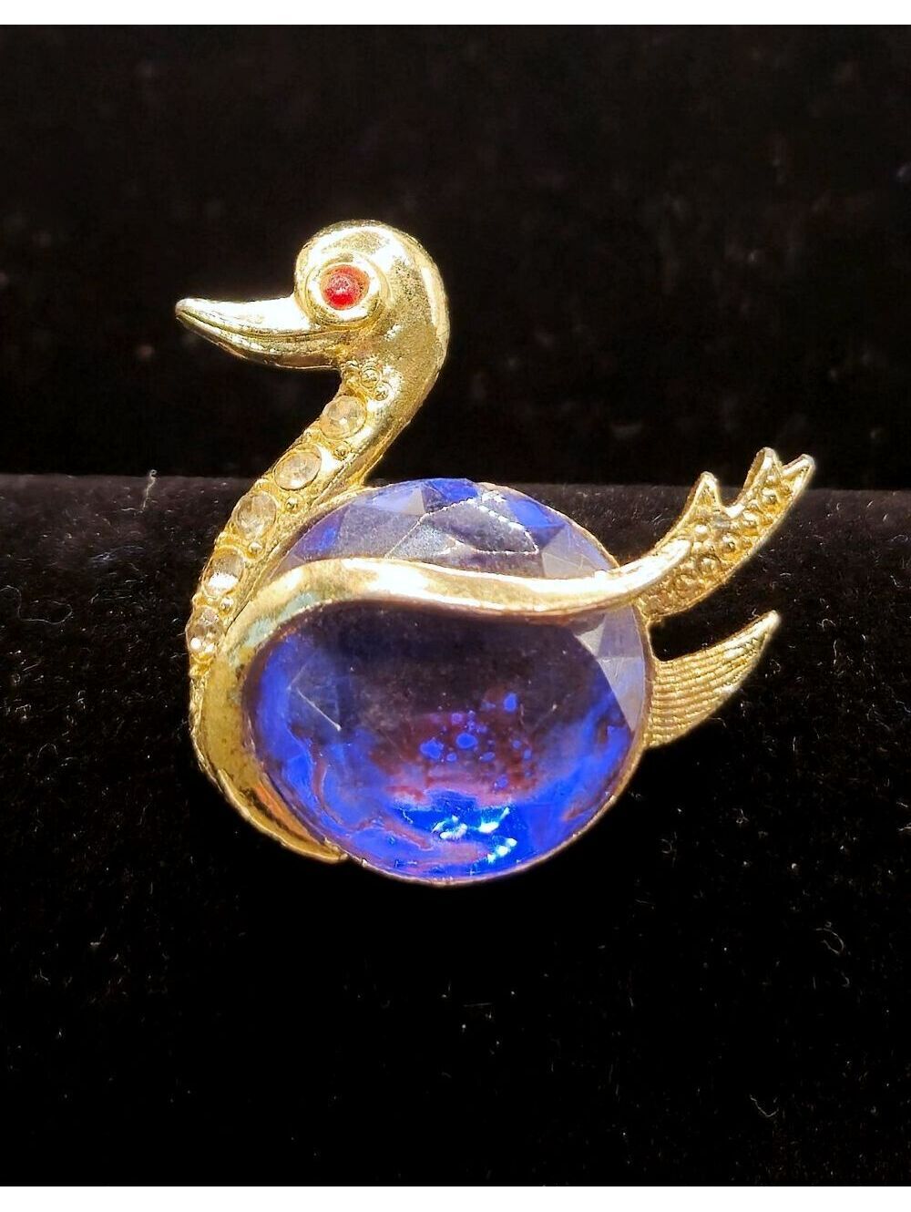 Vintage Blue Stone Jelly Belly Brooch Pin Gold Tone Duck Red Jeweled Eye
